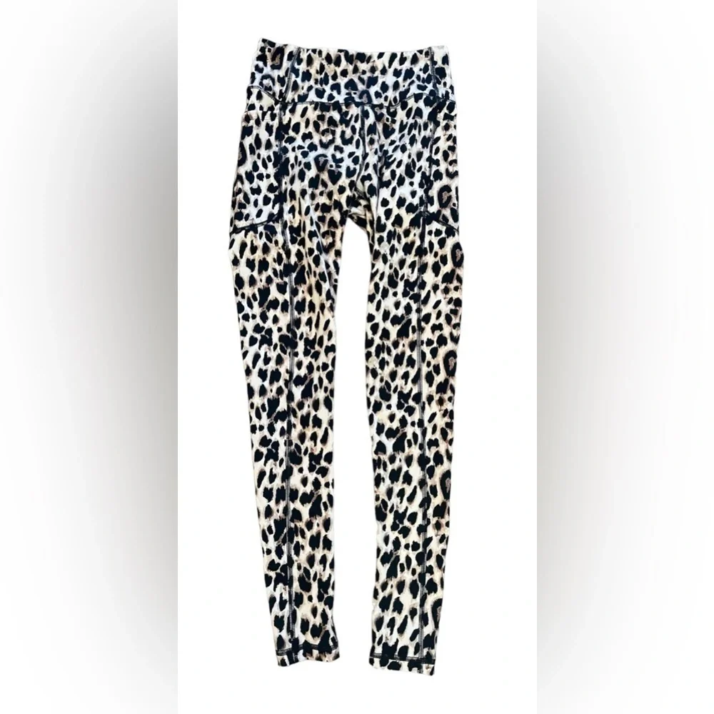 Victoria’s Secret incredible essential leggings Sz 4 - Picture 2 of 7
